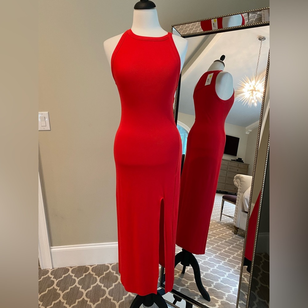 MIDI dress with slit